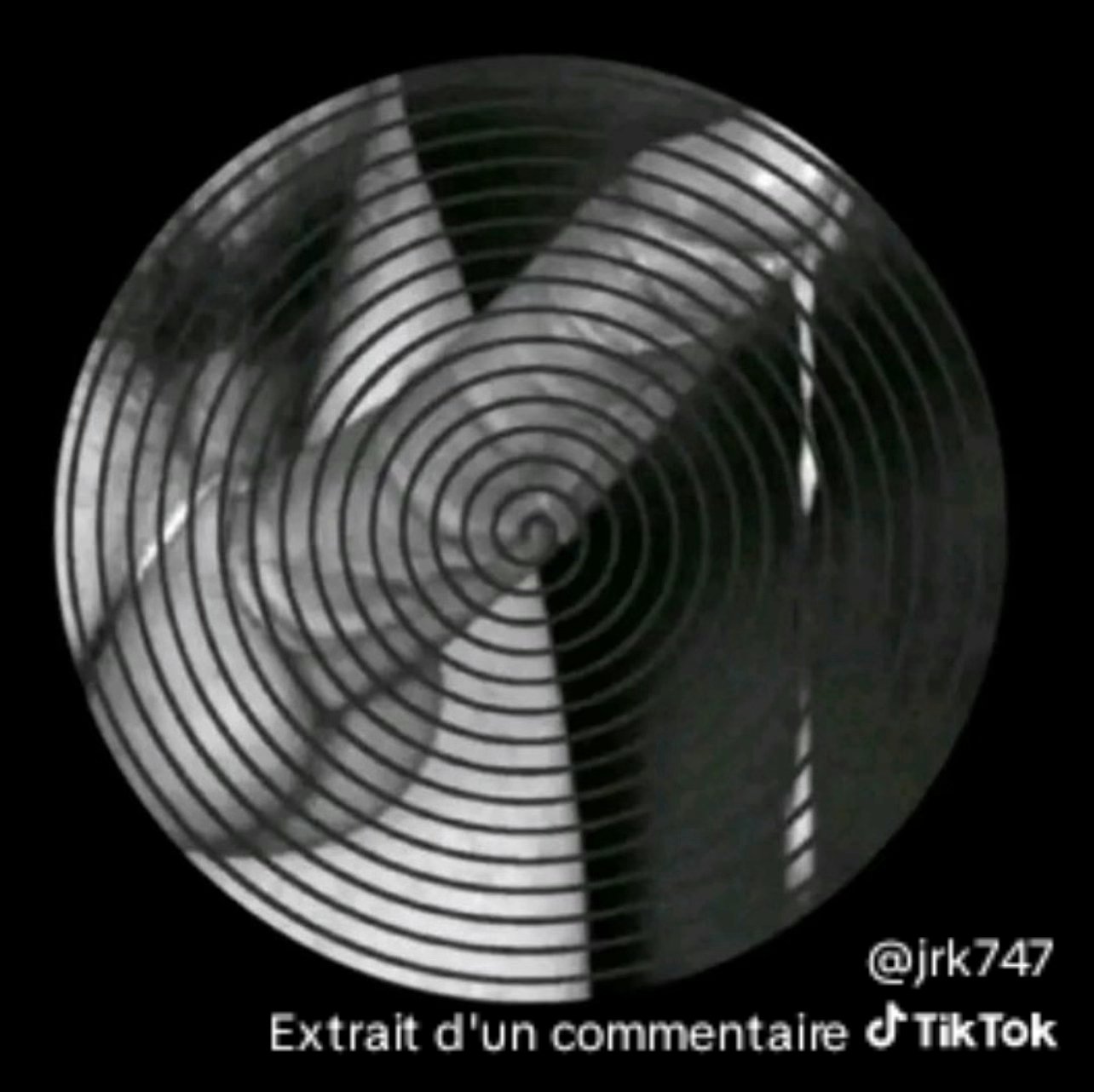 goutetonminou de Paris, France